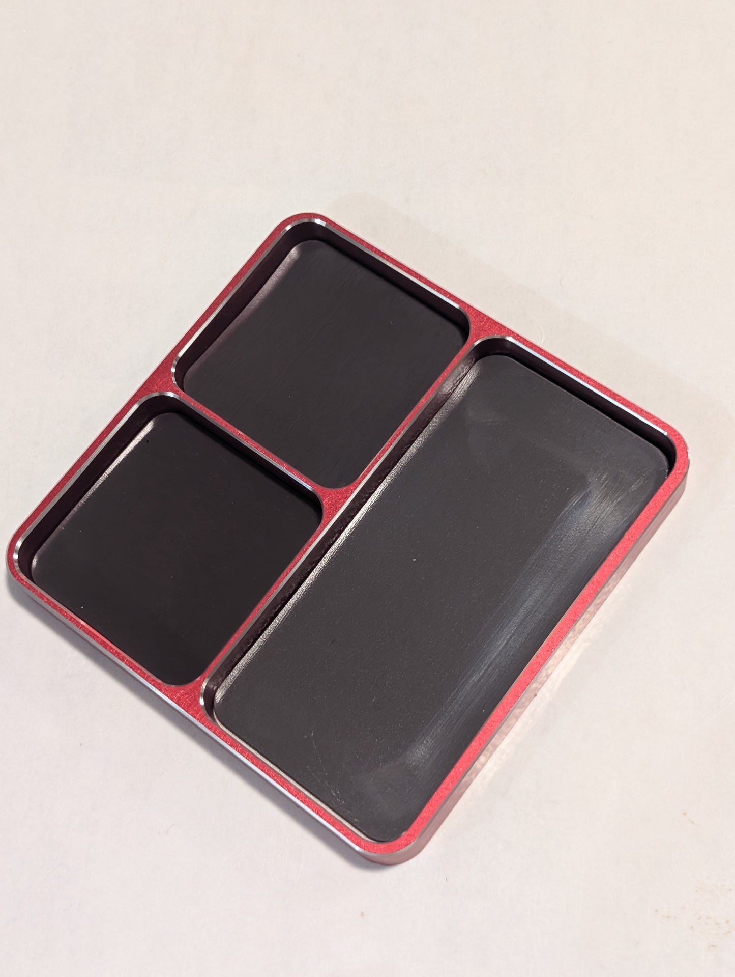 Magnetic parts tray v2